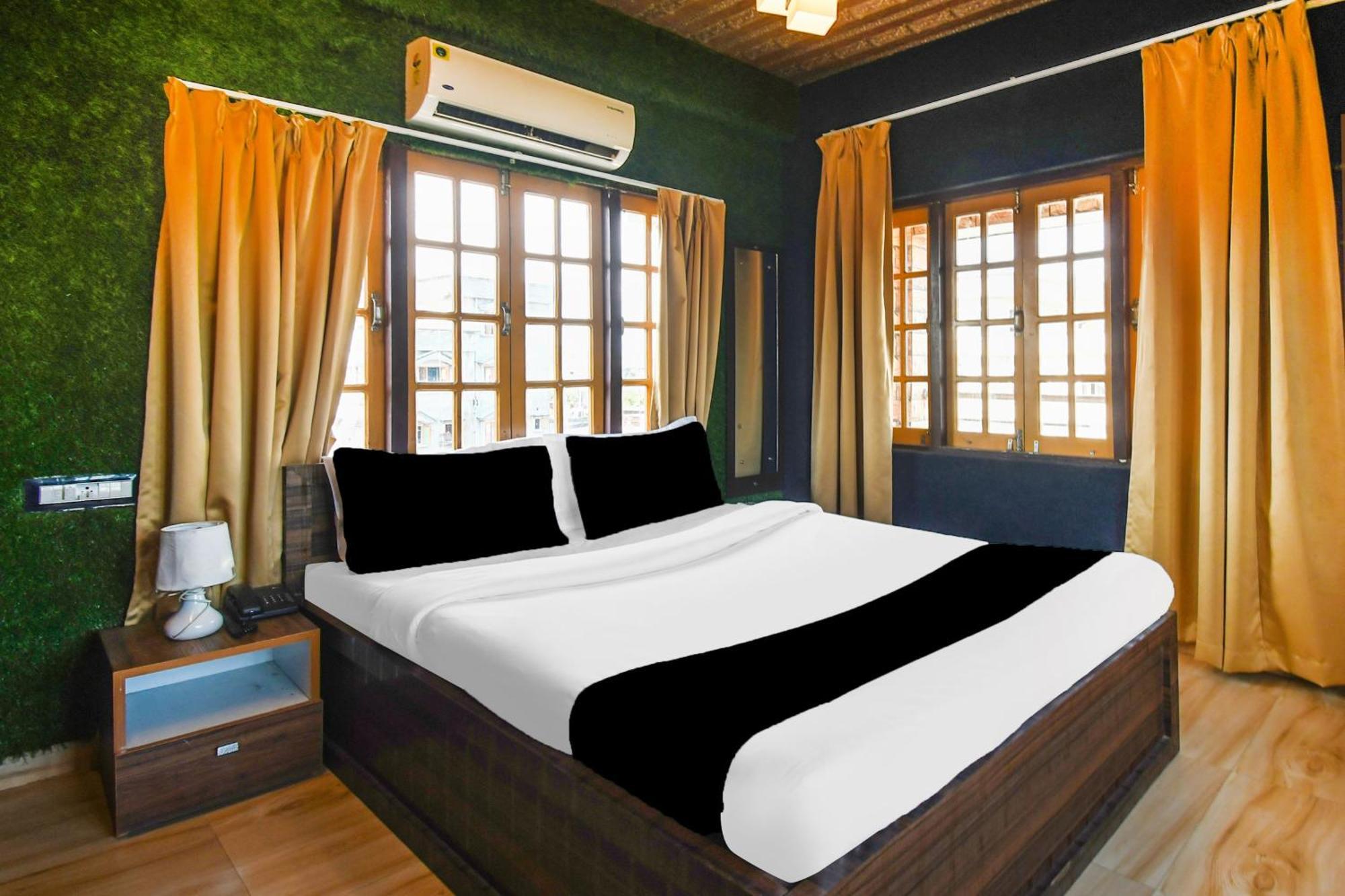 Super Hotel O Champasari Siliguri Formerly Four Fox Suits Panchanai Ngoại thất bức ảnh