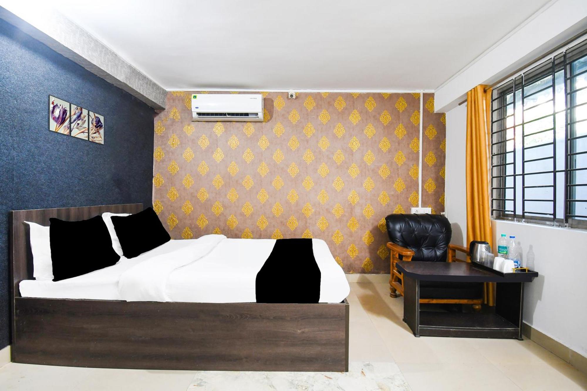 Super Hotel O Champasari Siliguri Formerly Four Fox Suits Panchanai Ngoại thất bức ảnh