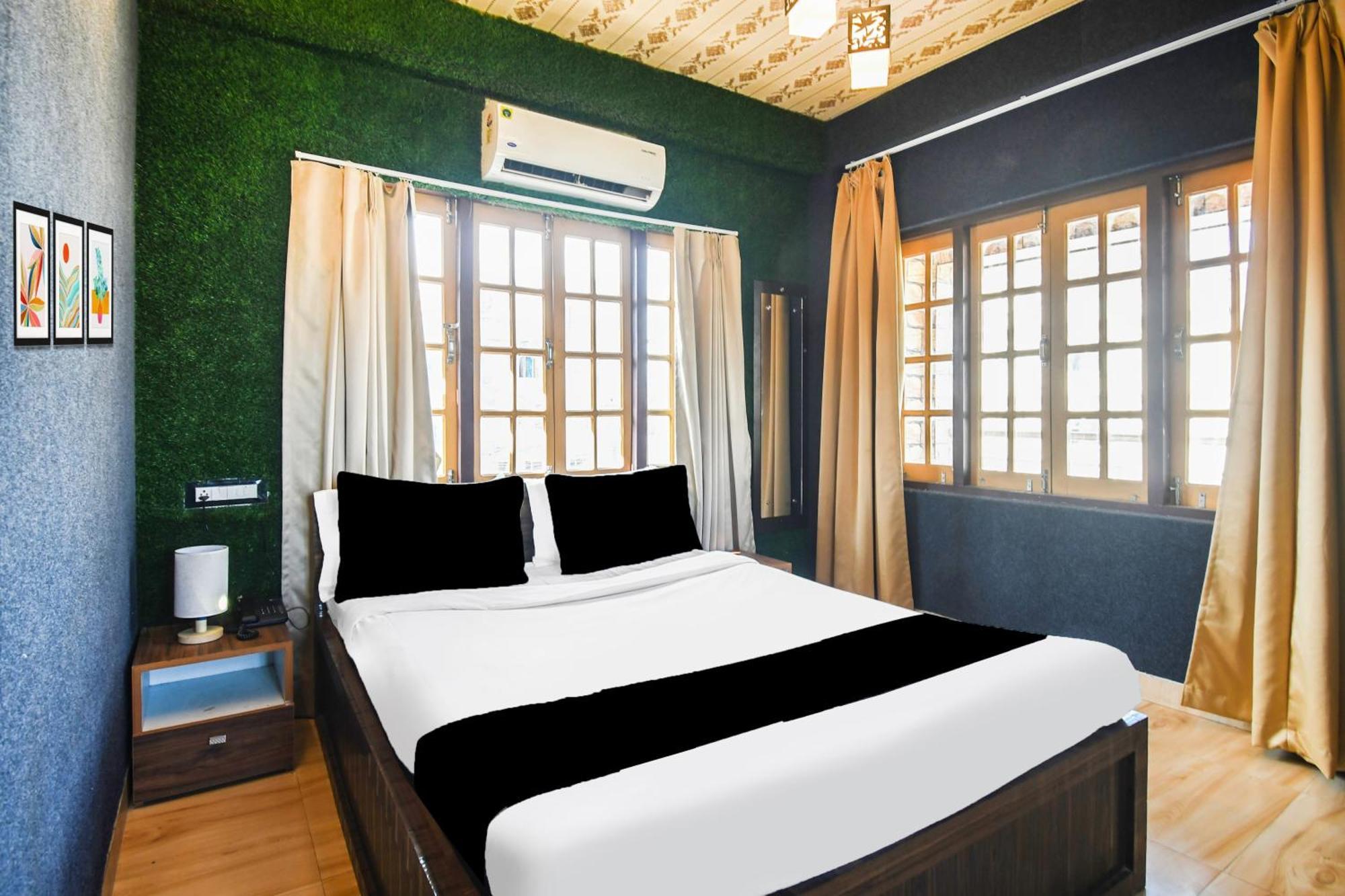 Super Hotel O Champasari Siliguri Formerly Four Fox Suits Panchanai Ngoại thất bức ảnh