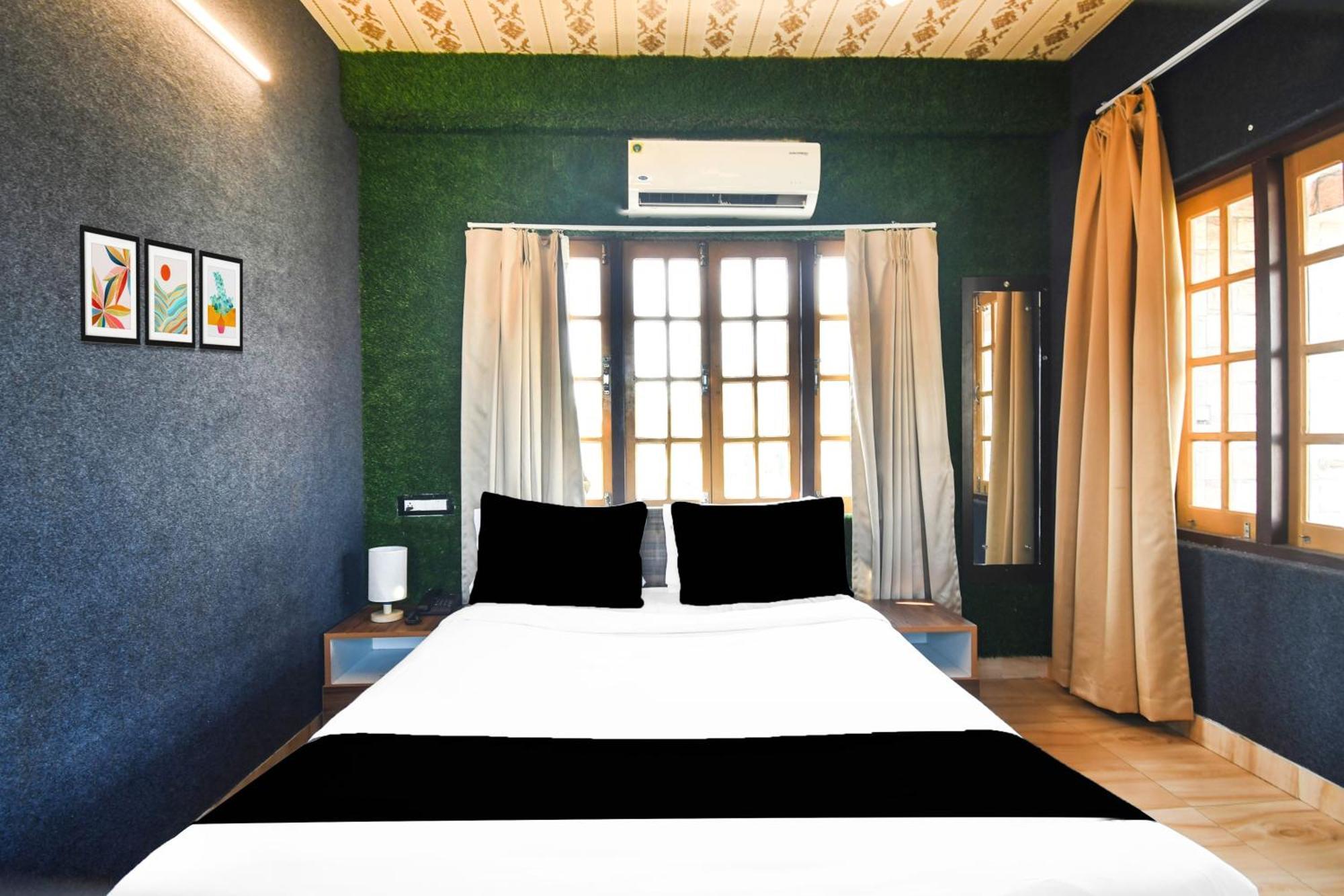 Super Hotel O Champasari Siliguri Formerly Four Fox Suits Panchanai Ngoại thất bức ảnh