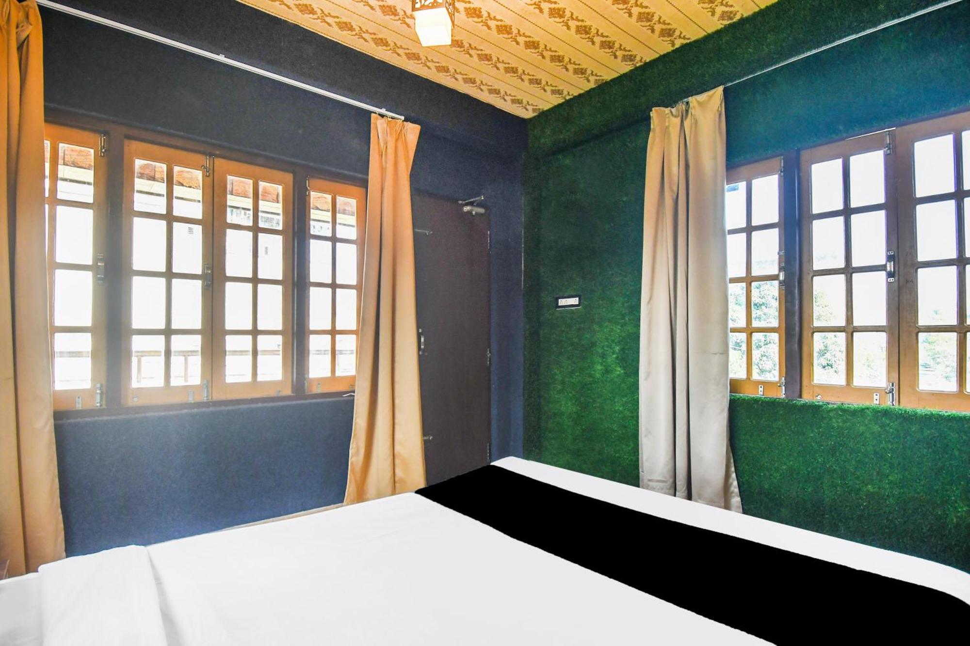 Super Hotel O Champasari Siliguri Formerly Four Fox Suits Panchanai Ngoại thất bức ảnh
