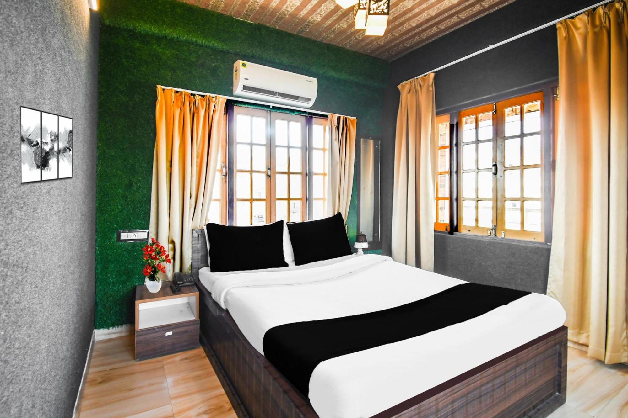 Super Hotel O Champasari Siliguri Formerly Four Fox Suits Panchanai Ngoại thất bức ảnh