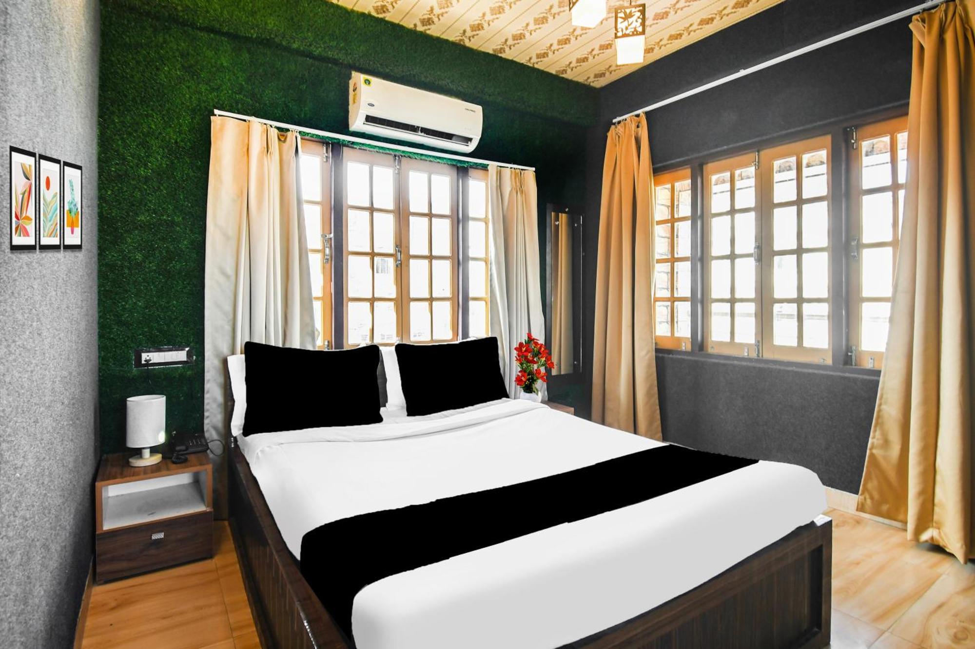 Super Hotel O Champasari Siliguri Formerly Four Fox Suits Panchanai Ngoại thất bức ảnh